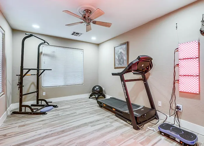 Patio & Gym! Augusta Ranch Golf Holiday home *